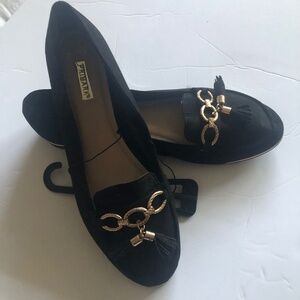PRIMARK. Flat shoes with Gold buckle. Black suede look. US 10M.